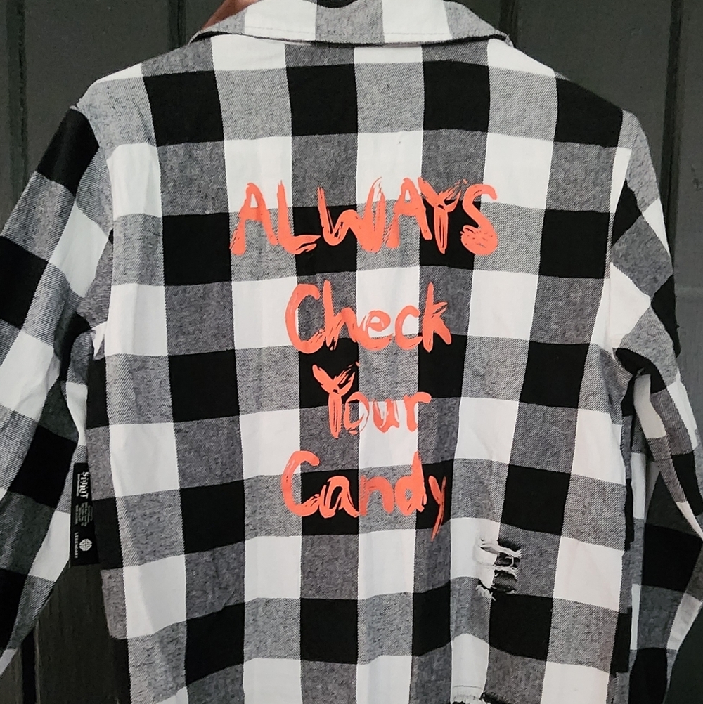 Spirit Black and White Checkered Crop Top